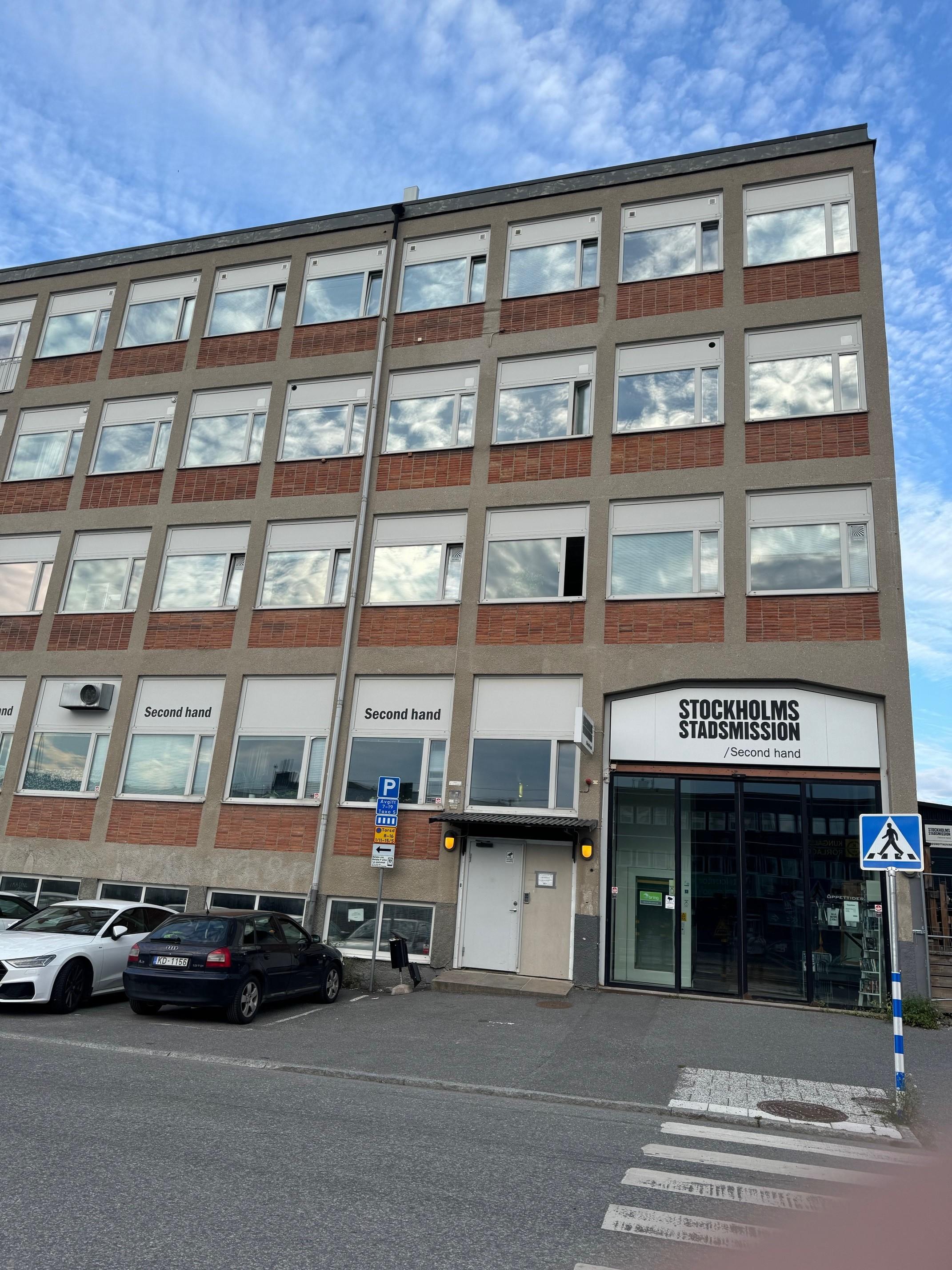 EU-vinernatt exteriör - ett kontorhus 