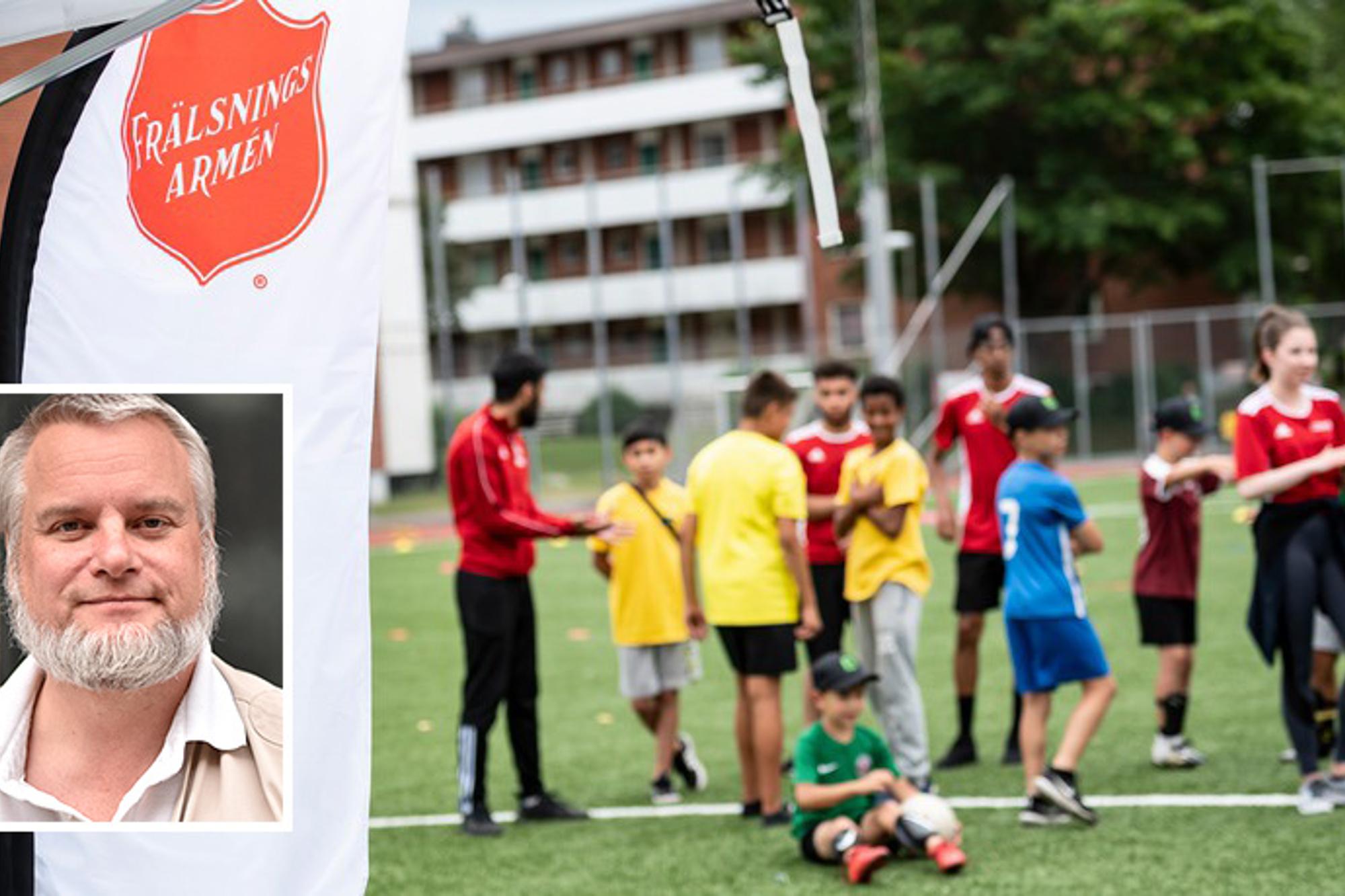 Till vänster: En mindre bild på Robert Tuftström som leder Frälsningsarméns sociala arbete. Till höger: Fokus på en Frälsningsarmén-flagga och till höger syns ett gäng barn och ledare i fotbollskläder. Barnen och ledarna står samlade på en fotbollsplan.